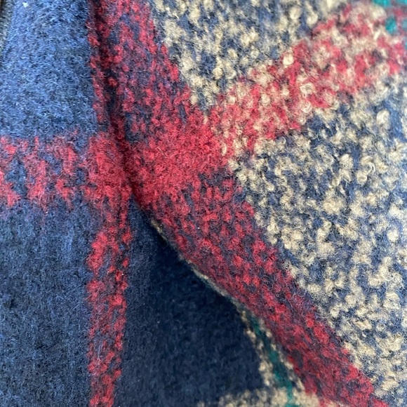 Cape Versatile Collar Handmade OS - Picture 6 of 7